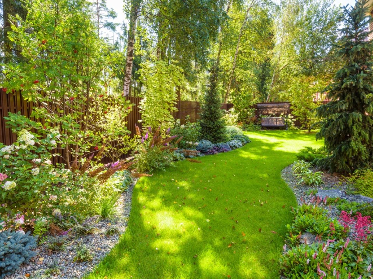Garden planting and landscaping inspiration